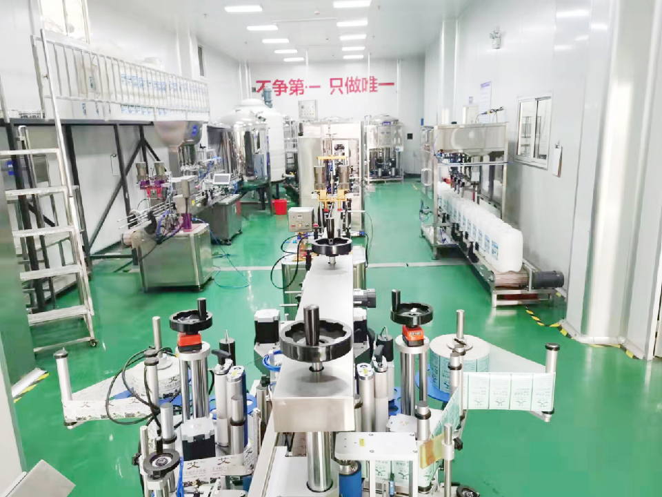 沐浴露生產設備-08